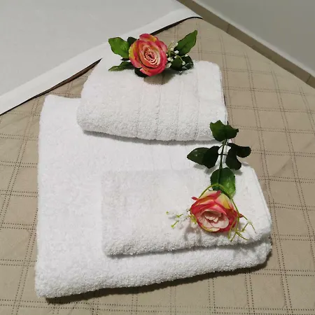 Apartament Pall's Minimal Néa Péramos