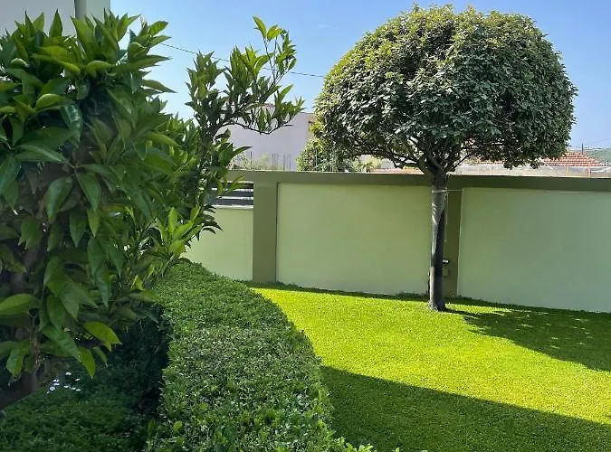 Pall's Minimal Apartament Néa Péramos