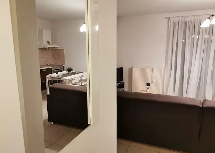 Pall's Minimal * Néa Péramos